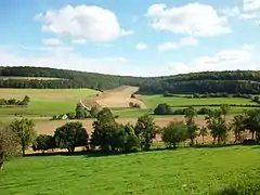 Vitry-en-Montagne dans le sud-ouest.