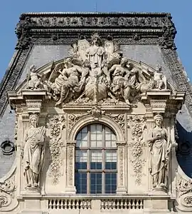 L'Abondance et Cariatides (1857), fronton de la façade sud du pavillon Turgot, Paris, palais du Louvre.