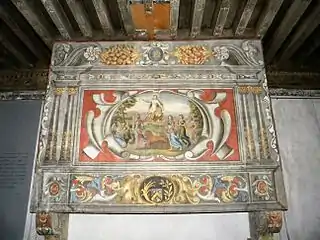 Peinture de la cheminée de la salle capitulaire.