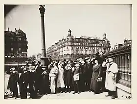 Observation de l'éclipse à Paris - Eugène Atget.