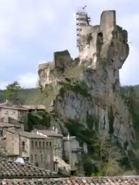 Ruines du château de Penne d'Albigeois.