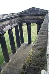 Vue de l'intérieur du à partir du chemin de ronde.