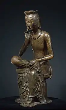 Maitreya en méditation. Bronze doré. 93,5 cm. Corée, fin VIe-début VIIe, probablement Silla en cours d'unification. Musée national de Corée