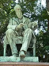 Zénobe Gramme, Paris, cimetière du Père-Lachaise.