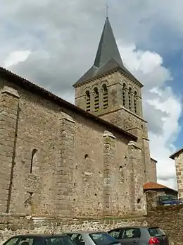 L'extérieur et le clocher