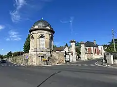 Le petit pavillon de la tourelle au bout du parc de Valenton, XVIIIe siècle.