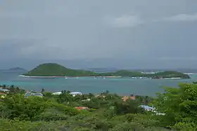 Petit-Saint-Vincent vue depuis Petite Martinique