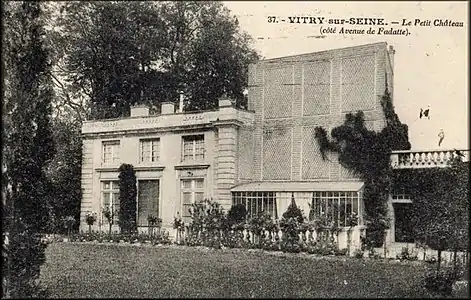 Petit château de Vitry-sur-Seine (vue depuis l'emplacement de l'ancien château)