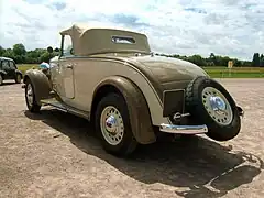 Poupe de 301 cabriolet.