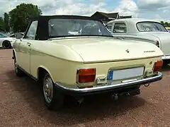 304 cabriolet lors du Caen Rétro Festival 2010.