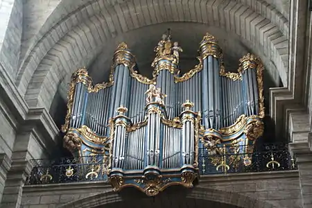 Les orgues l'Epine Cavaillé-Coll de la Collégiale Saint-Jean