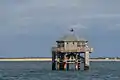 ... érigé à la pointe de la plage des Minimes à La Rochelle