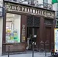 No 115 : pharmacie réputée la plus ancienne de Paris (voir agrandissement du panneau explicatif).