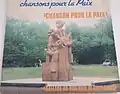 Pochette (recto) de l'album Chansons pour la Paix (1982).