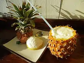 Avec ananas et piña colada