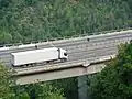 Travée en béton précontraint du viaduc.