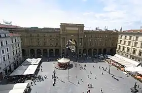 Image illustrative de l’article Piazza della Repubblica (Florence)