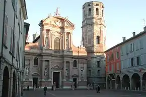 Piazza San Prospero.