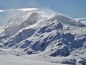 Vue du pic de l'Étendard depuis la station de Saint-Sorlin-d'Arves.