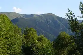 Pic du midi de Siguer, vu depuis Gestiès. À gauche le pic de Balgéso.