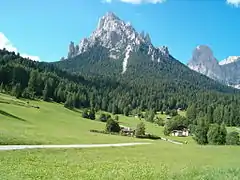 Prati Piereni dans le val Canali.