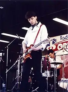 Pierre Mikailoff (guitare) et François Montgaillard (batterie).