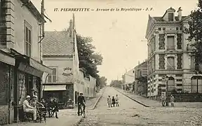 Avenue de la République.