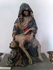 Pietà du 15e siècle en bois polychrome, église st Jacques de Lunéville