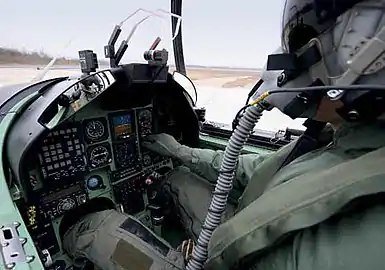 Cockpit d'un PC-9M slovène (2012)