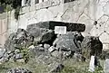 Base de pilier du Sphinx de Naxos.