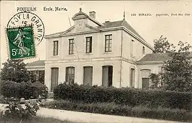 La mairie dans les années 1900.