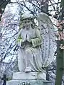 Statue d'ange dans un des cimetières de Piotrków.