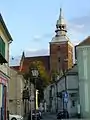 Église paroissiale de Piotrków vue de la place Stefan-Czarniecki.