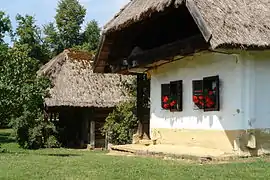 Maison traditionnelle du quartier Pityerszer à Szalafő (Népi műemlékegyüttes)