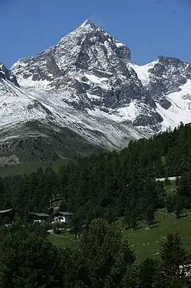 Le piz Julier vu en amont de Saint-Moritz