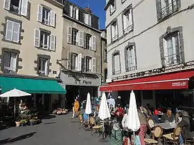 Image illustrative de l’article Place Saint-Pierre (Clermont-Ferrand)