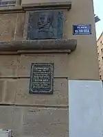 Monument à Victor Gelu« Monument à Victor Gelu à Marseille », sur À nos grands hommes,« Monument à Victor Gelu à Marseille », sur e-monumen