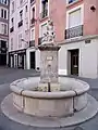 Fontaine du berger Cyparisse, Place de Gordes