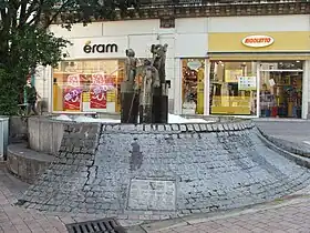 Fontaine sur la place de la Sirène au Mans