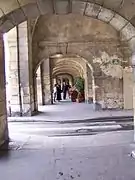 Arcades de la place des Vosges.