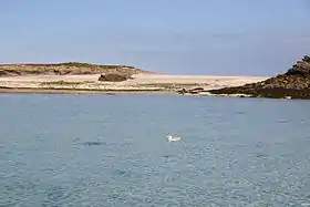 Plage à l'ouest de l'île de Litiry