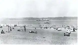 Plage, 1945