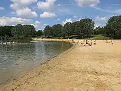 La plage de la Base de Torcy.