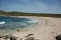 La longue plage des « Grandes Salines » à la pointe des Châteaux.