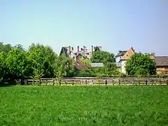 Château et ferme de Bertrandfosse.