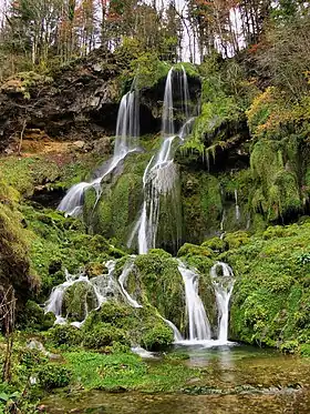 Cascade du ruisseau du moulin de Vermondans