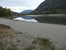 Vue d'un des lacs du plan d'eau