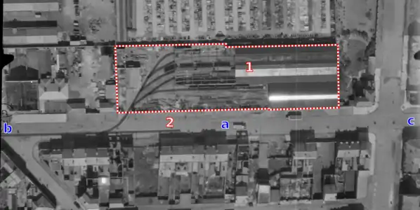 Dépôt du boulevard de la République en 1948 :1 remise2 ancienne voie vers Malo-Terminusa boulevard de la Républiqueb vers la place de la République et Dunkerquec vers Malo-Terminus.