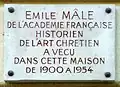 Plaque devant l'immeuble au numéro 11 de la rue de Navarre, Paris, où Émile Mâle vécut jusqu'à sa mort.