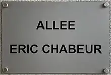 Voir la plaque.